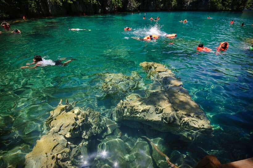 Coron: Barracuda Lake, Skeleton Wreck, Twin Lagoon Boat Tour - Twin Lagoon is the signature photo stop