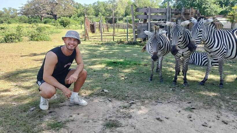 Coron: Calauit Safari Black Island Lunch & Transfer included - Why this Coron day trip is different
