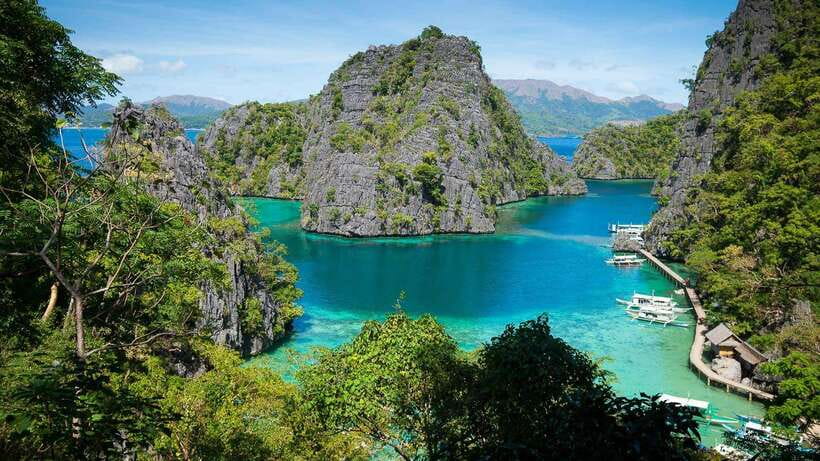 Coron: Complete Island Hopping Guided Tour with Lunch - Five things to know before you book