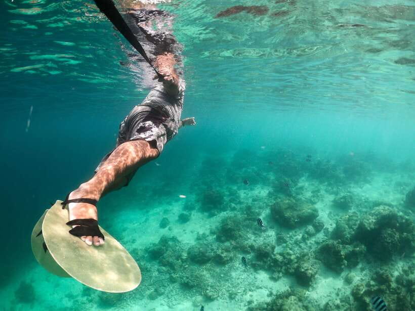 Coron Island Hopping: Super Ultimate Private Tour - Twin Lagoon: through the limestone opening