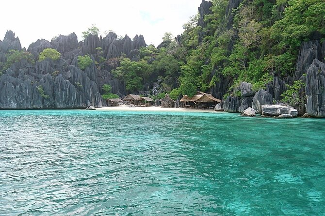 Coron Island Hopping Tour B with Skeleton Wreck & Barracuda Lake - What Tour B is really about