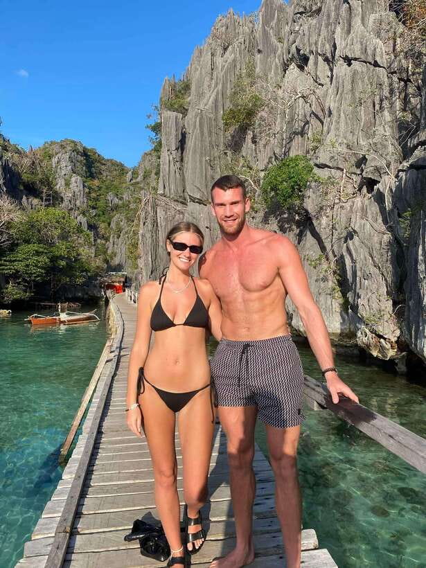 Coron Island Tour: 5 Top Attractions & Island Buffet Feast - The boat, guide, and group setup