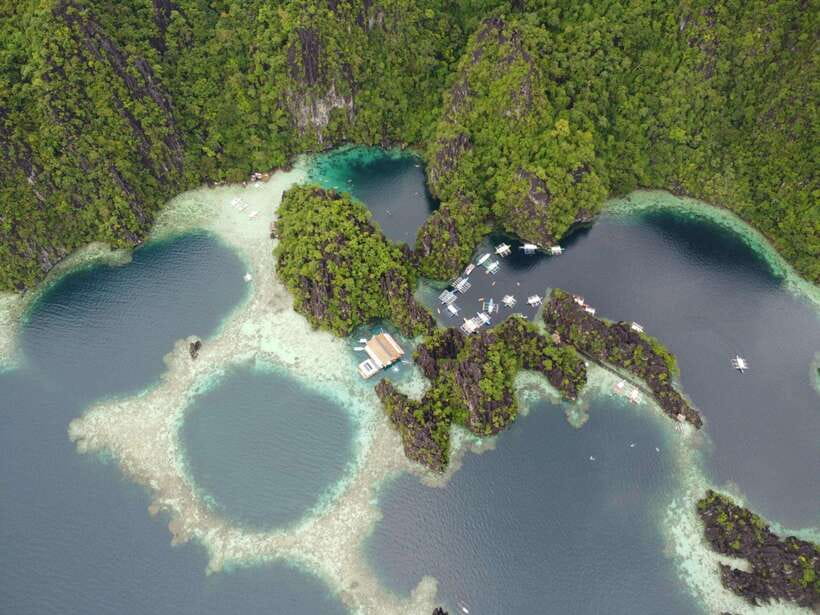 Coron: Kayangan Lake, Twin Lagoon, and Siete Pecados Tour - What the $42 price covers