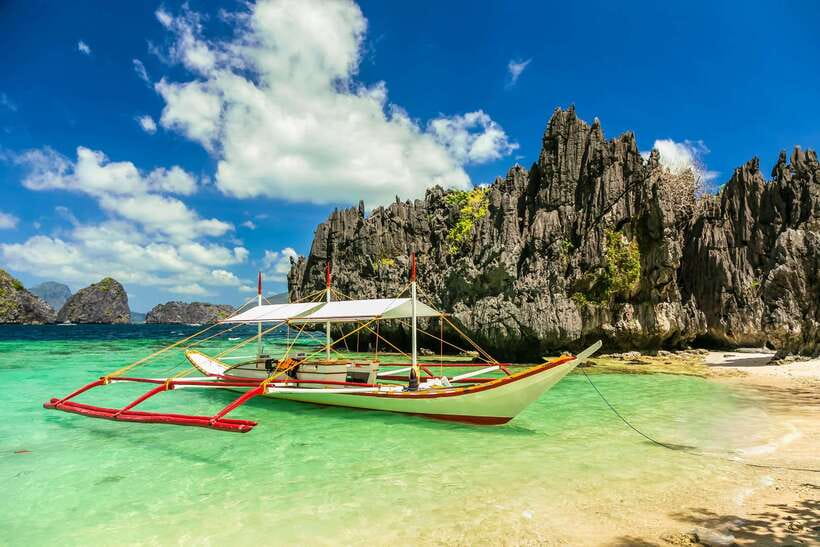 Coron: Off-Bay Islands, Lagoons and Lakes Hopping Tour - What to bring for a smoother day