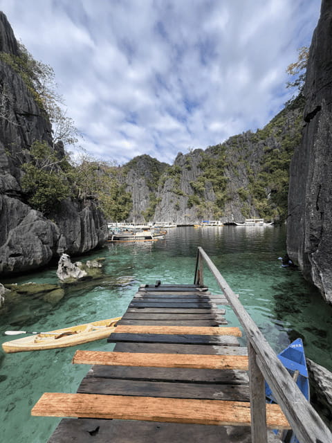Coron: Private Boat Hire with Guided Tour and Lunch on Beach - Key points to know before booking
