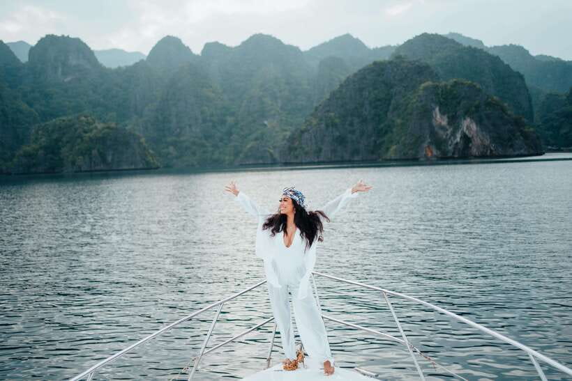 Coron: Private Island-Hopping Tour on a Yacht or Speedboat - Key points to know before you book