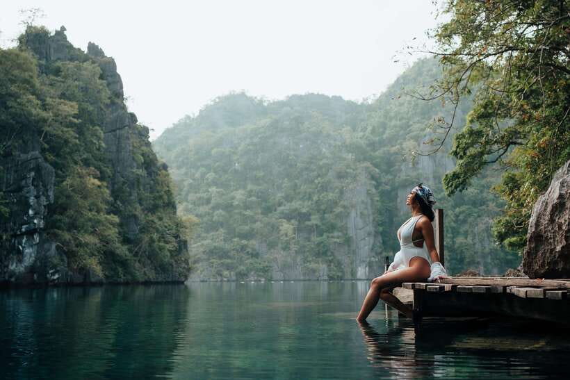 Coron: Private Island-Hopping Tour on a Yacht or Speedboat - What the $360 price really buys you