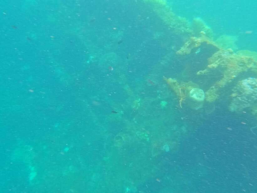CORON:REEF AND WRECK - 2 JAPANESE WRECK AND PASS ISLAND TOUR - Pass Island: two hours to reset