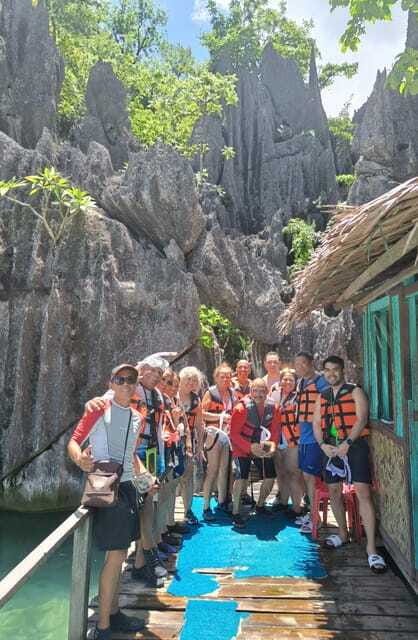 CORON TOUR - PRIVATE BOAT RENTAL with LUNCH (7 Destinations) - Lunch and beach time at Banul Beach