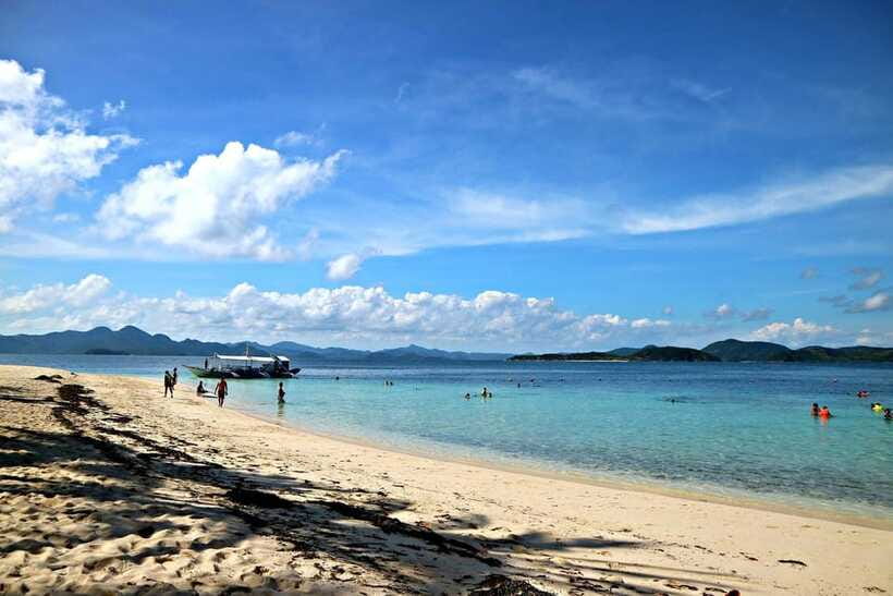 Coron Town: Coron Island Escapade Private Tour with Lunch - Banana Island’s narrow strip of sand