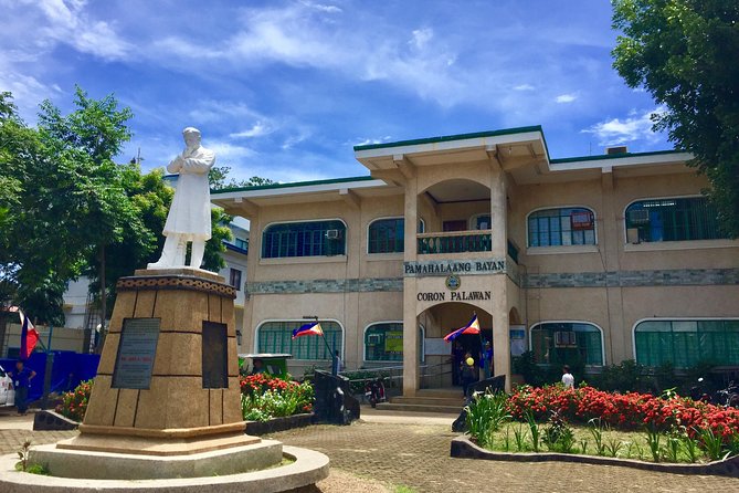 Coron Town Tour With Maquinit Hot Springs Private Tour - Who should book this Coron morning?