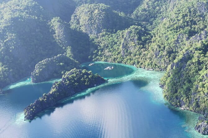 Day Trip Coron Island Tour by Seaplane from Puerto Princesa - Kayangan Lake and the 300-step climb