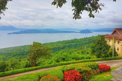 Discover Tagaytay’s Countryside: Half-Day Sightseeing Tour