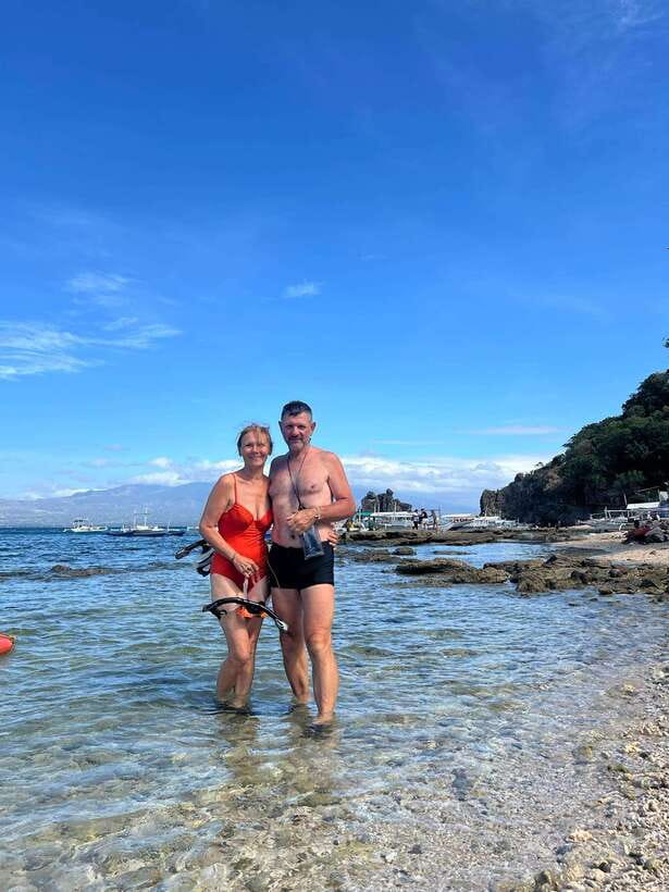 Dumaguete Apo Island Snorkel with turtle Tour - Extra costs for scuba and camera service