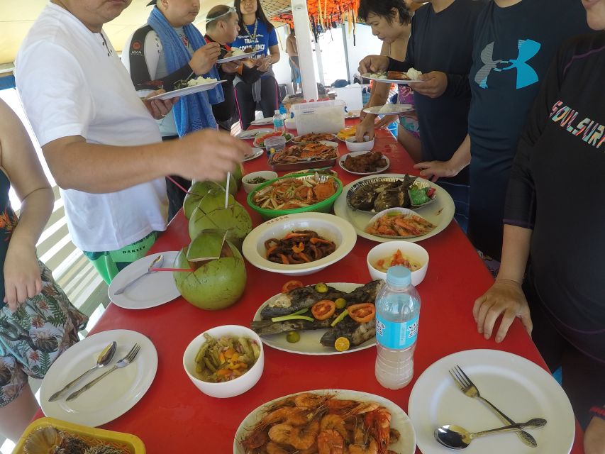 Dumaguete: Dolphin Watching & Manjuyod Sandbar Private Tour - What the mixed feedback means for you
