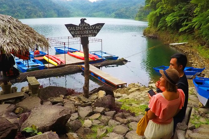 Dumaguete: Twin Lakes Balinsasayao nature adventure and city tour - Rain, birds, and the value of a local guide
