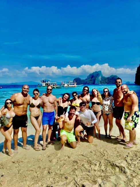 El Nido: Big Lagoon Kayaking & Island Adventure - Meeting at Marbers and getting the day moving