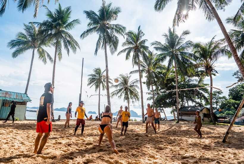 El Nido: Island Hopping Adventure by Haqqy Life - The boat atmosphere: music, games, and plenty of energy