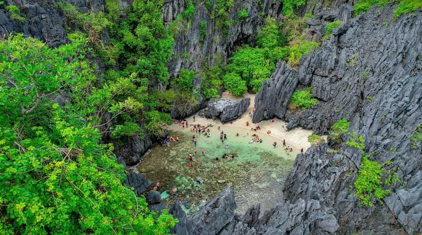 El Nido: Island Hopping and Snorkeling Private Boat Tour C - Star Beach finishes the swimming circuit