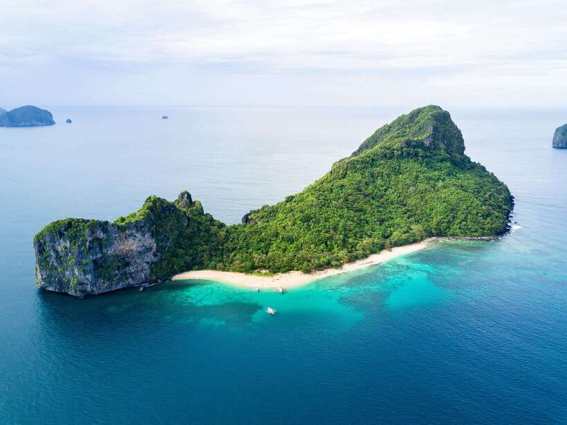 El Nido: Island Hopping and Snorkeling Private Boat Tour C - Guides and crew make a real difference