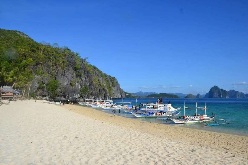 El Nido: Island Hopping Tour A Lagoons and Beaches - What your $23 buys in Bacuit Bay
