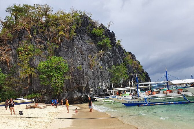 El Nido Island Hopping Tour A with Lunch - Lunch is one of the strongest reasons to choose this tour
