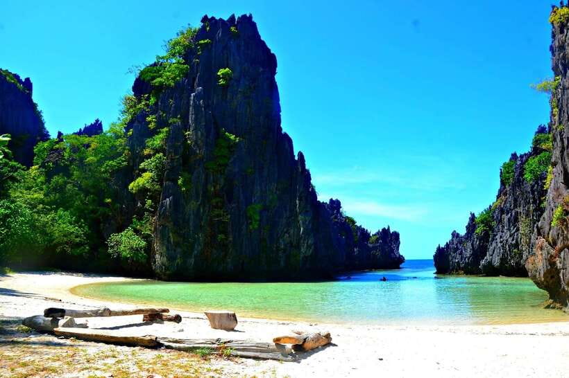 El Nido Island Hopping Tour C: Hidden Beaches & Shrine - What Tour C is really like