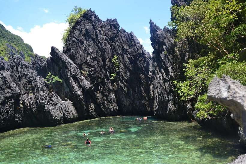 El Nido Island Hopping Tour C: Hidden Beaches & Shrine - Matinloc Shrine and its high viewpoint