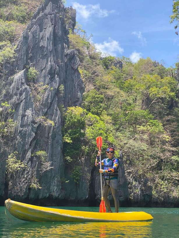 El Nido: Island Hopping Tour C with Lunch EDTF included - Secret Beach and the limestone doorway