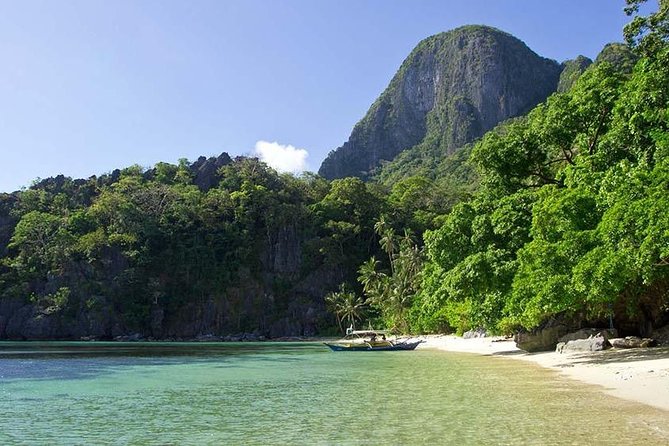 El Nido Island Hopping Tour D with Lunch - Why Tour D is a good change of pace in El Nido