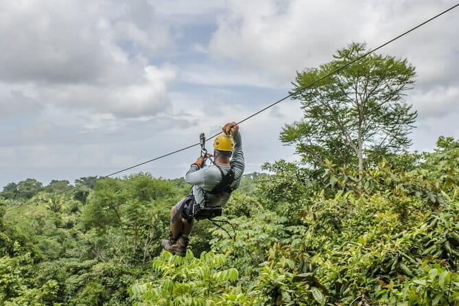 El Nido Palawan Zipline Two Way - Walking up to the launch platform