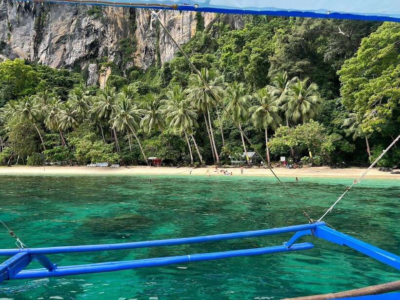 El Nido: Private/Exclusive Island Hopping Tour A BEST PRICE! - Price, extra charges, and the real value