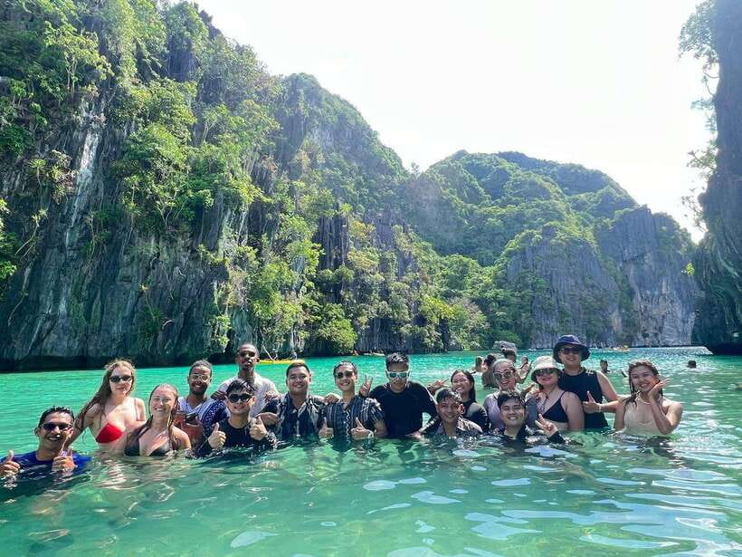 EL NIDO: Private Island Hopping Tour C w/BUFFET LUNCH - Talisay Beach gives you time to slow down
