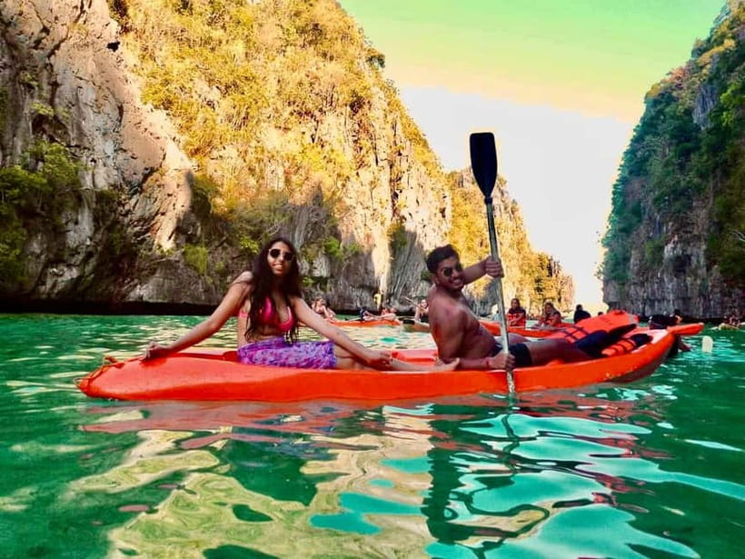 El Nido Private Tour: Adventure with Highlights from A & C - Kayaking through Big Lagoon