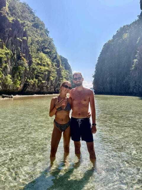 El Nido Private Tour: Adventure with Highlights from A & C - Hidden Beach for swimming and snorkeling