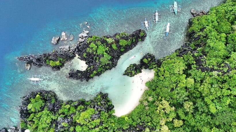 El Nido: Private Tour B with Snake Island and Caves - Cathedral Cave and the First Rock Views