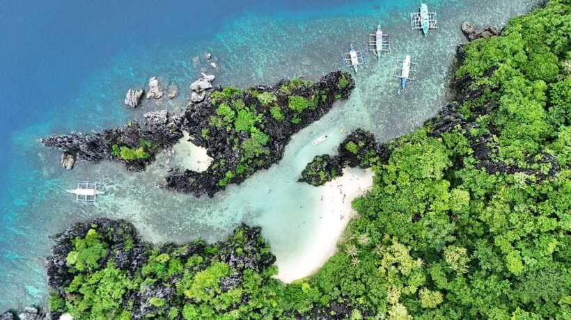 El Nido: Private Tour B with Snake Island and Caves - What the Boat Ride Is Really Like