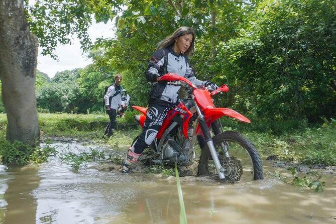 El Nido Scenic Highlight Tour Beginner Friendly - Ille Cave and Diwel: a calm first hour on the trails