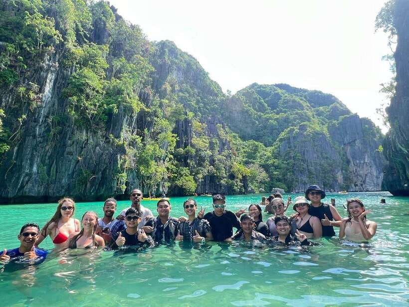 El Nido: Shared Island Hopping Tour C with Buffet Lunch - Helicopter Island: a strong opening stop for snorkeling