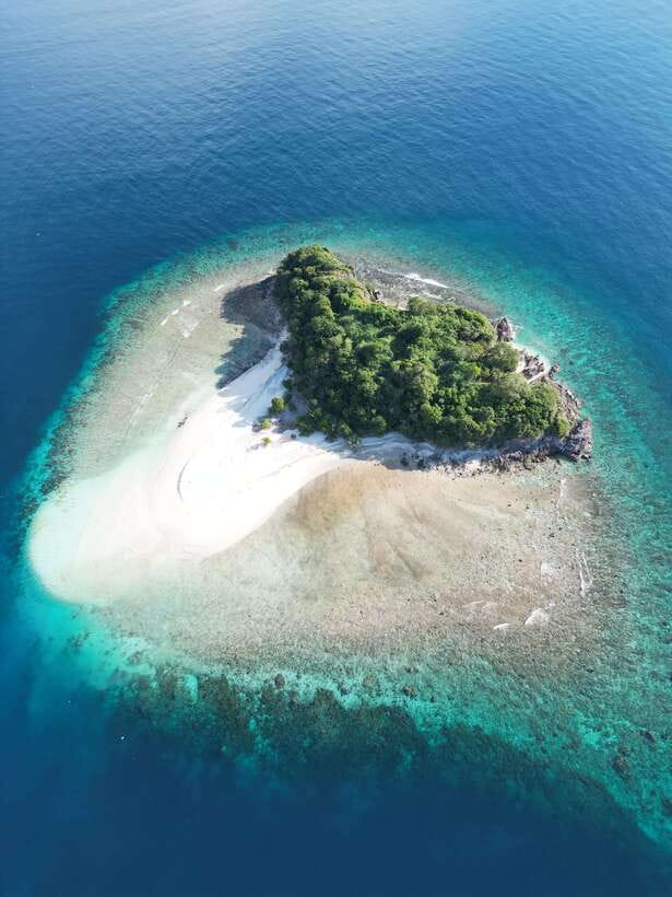 El Nido to Coron: 3-Day 2-Night Island-Hopping Expedition - Who should book this trip?