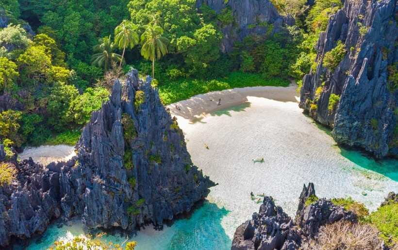 El Nido Tour A (shared tour) - 7 Commando Beach finishes with open water