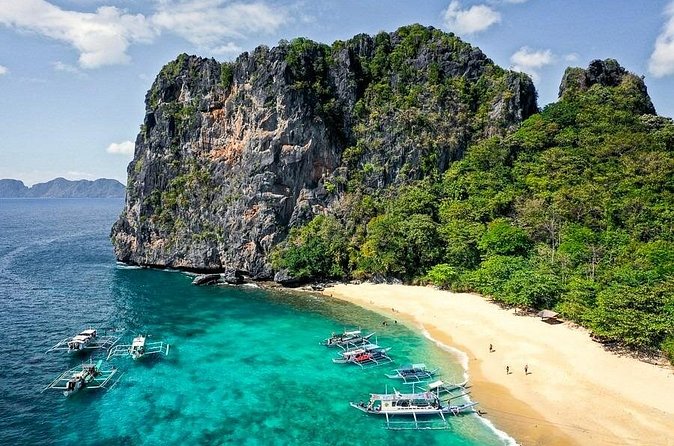El Nido Tour B - Private Tour with Lunch (Full Day) - Guides, lunch, and the private-tour question