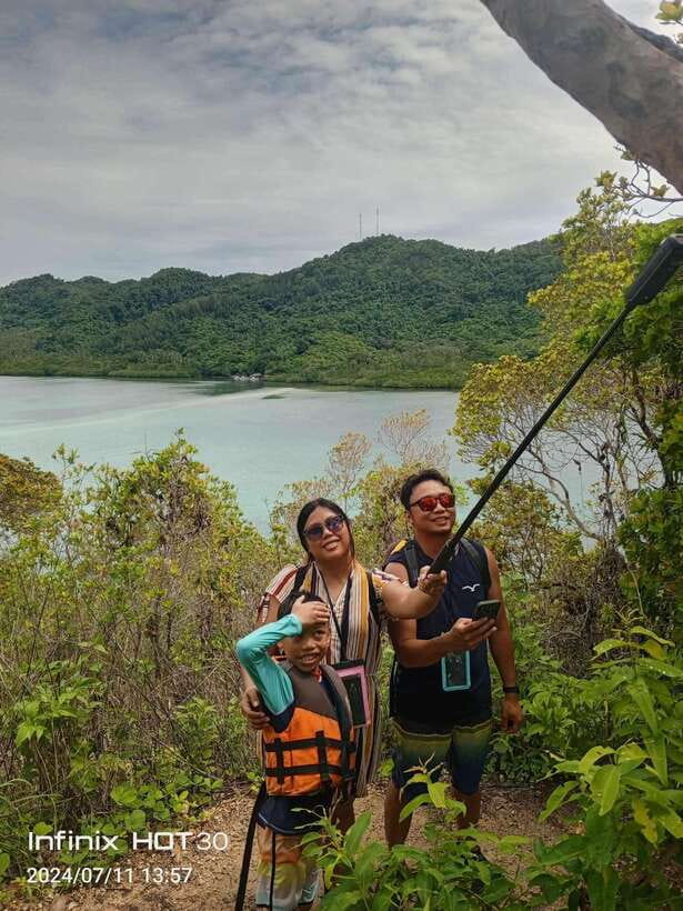 El Nido: Tour B with Snake Island, Cudugnon Cave, and More - Cudugnon Cave combines lunch and rock scenery