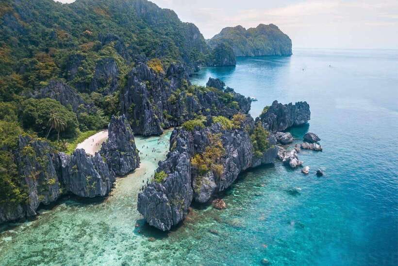 El Nido: Tour C to Hidden Beach, Helicopter Island & More - Matinloc Shrine adds a pause beyond the beaches