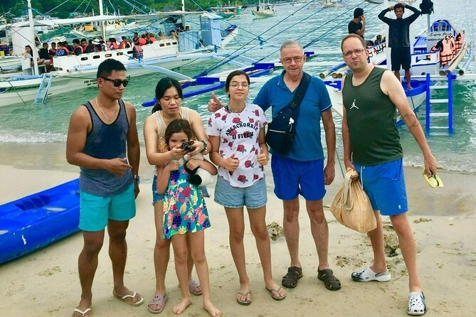 El Nido Tour D Full Day w/ Beach Lunch - The shared-boat question deserves attention
