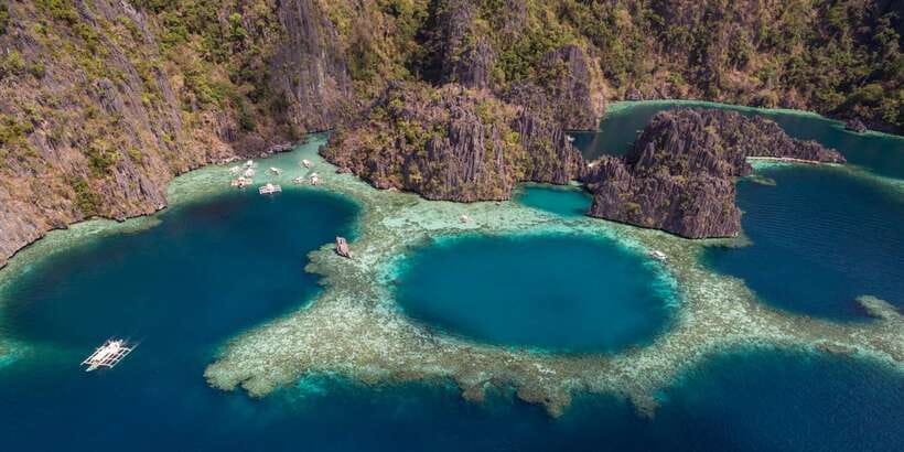 From Coron: Island Hopping Boat Day Trip with Buffet Lunch - Skeleton Wreck and Reef Garden: the underwater portion