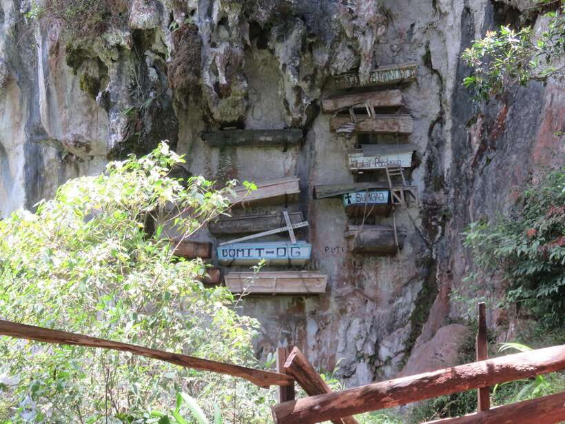 From Manila: 4-Day Sagada and Banaue Rice Terraces Tour - Sumaguing Cave requires steady feet