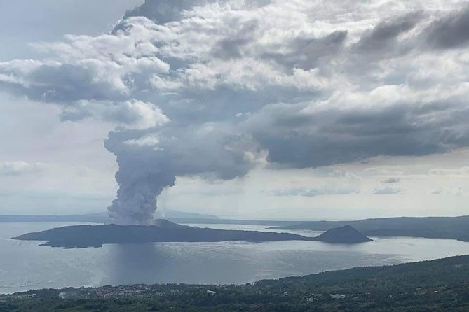 From Manila: Amazing Taal Volcano Island Boat Lake Tour w/ Guide - Tagaytay Picnic Grove and the first volcano view