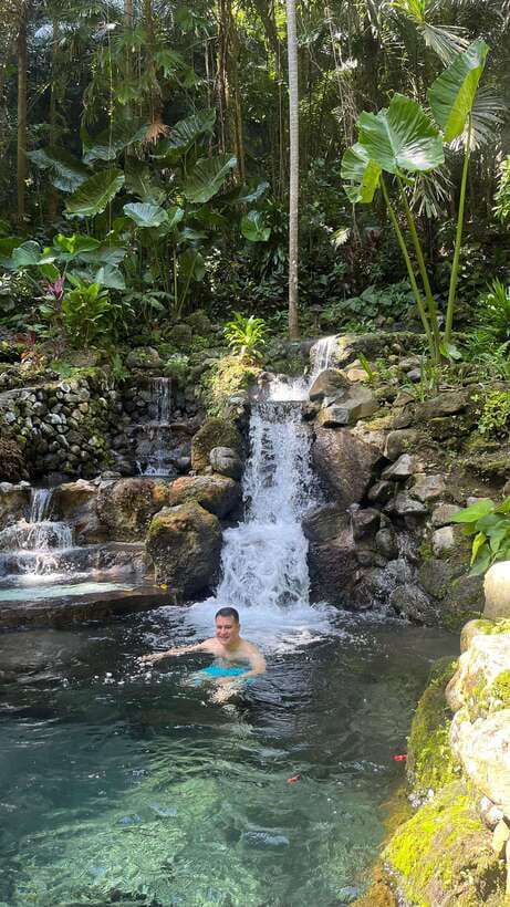 From Manila: Pagsangjan Falls and Hidden Valley Day Trip - A guide who shapes the day