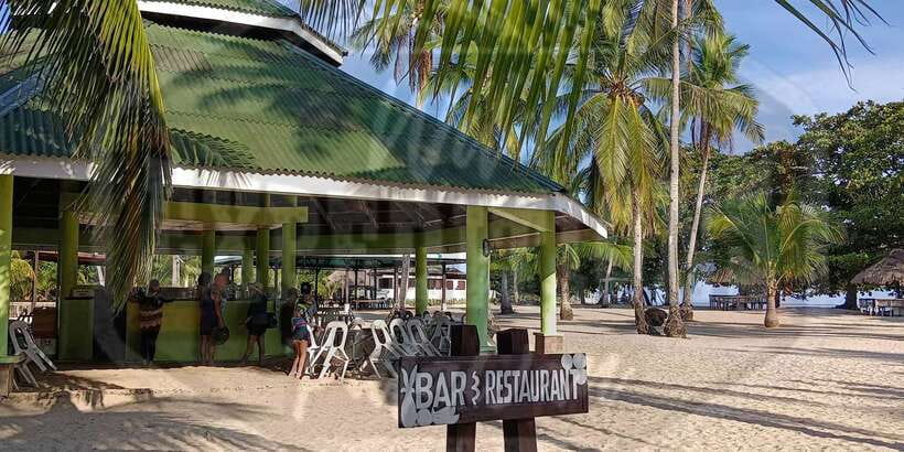 From Puerto Princesa: Honda Bay Island Hopping Full-Day Tour - Cowrie Island, the strongest beach stop